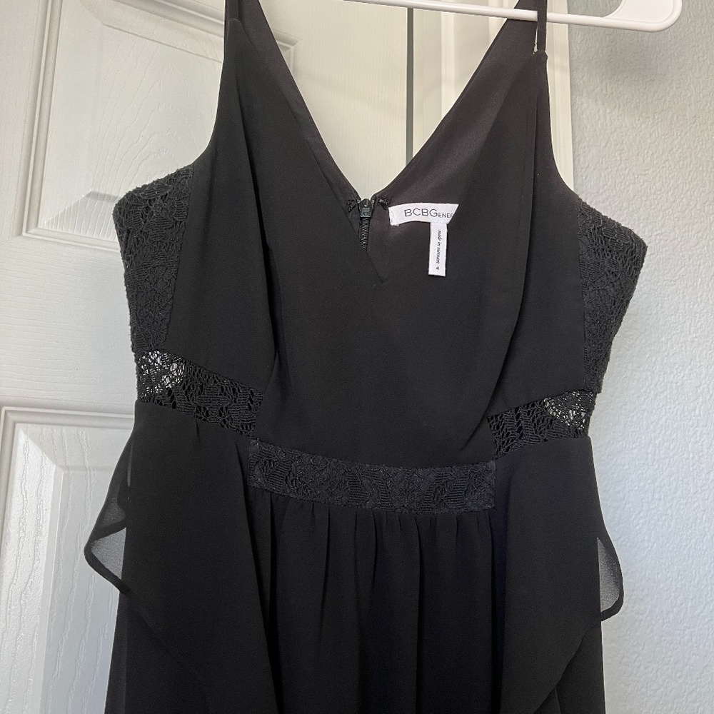 BCBG, Size 4, Color Black